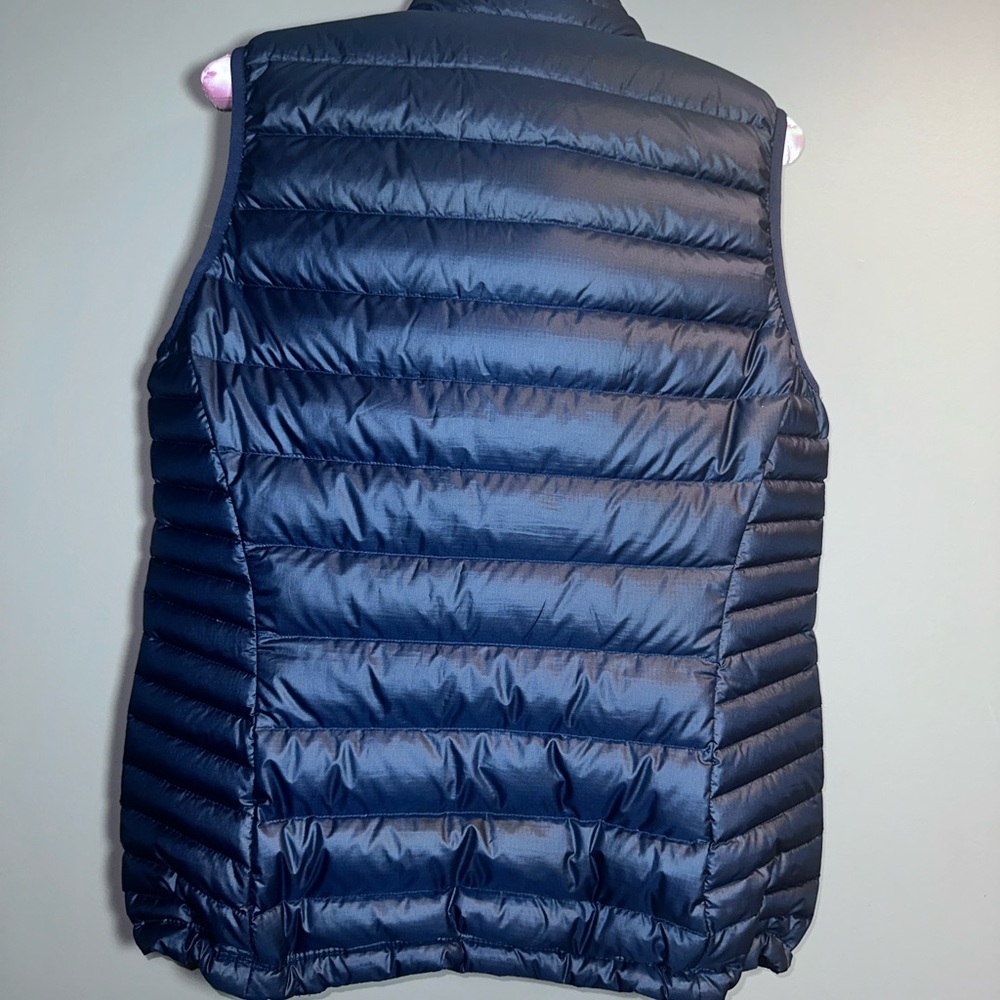 Patagonia Women’s Down Puffer Vest Navy & Turquoise Zip Front Size Small - Picture 8 of 9